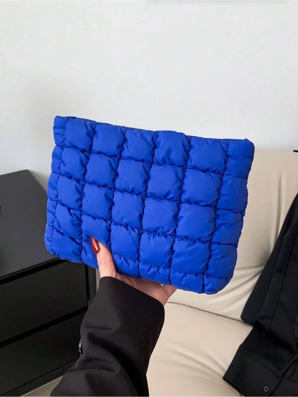NWT Quilted Blue Puffer Makeup Bag Zipper Pouch Travel Clutch - Picture 12 of 12